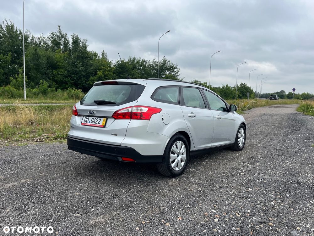 Ford Focus 1.6 TDCi DPF Trend - 4
