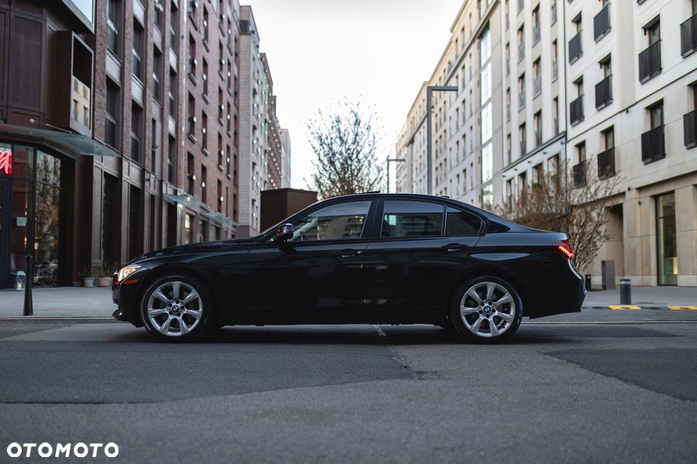 BMW Seria 3 335i xDrive - 3