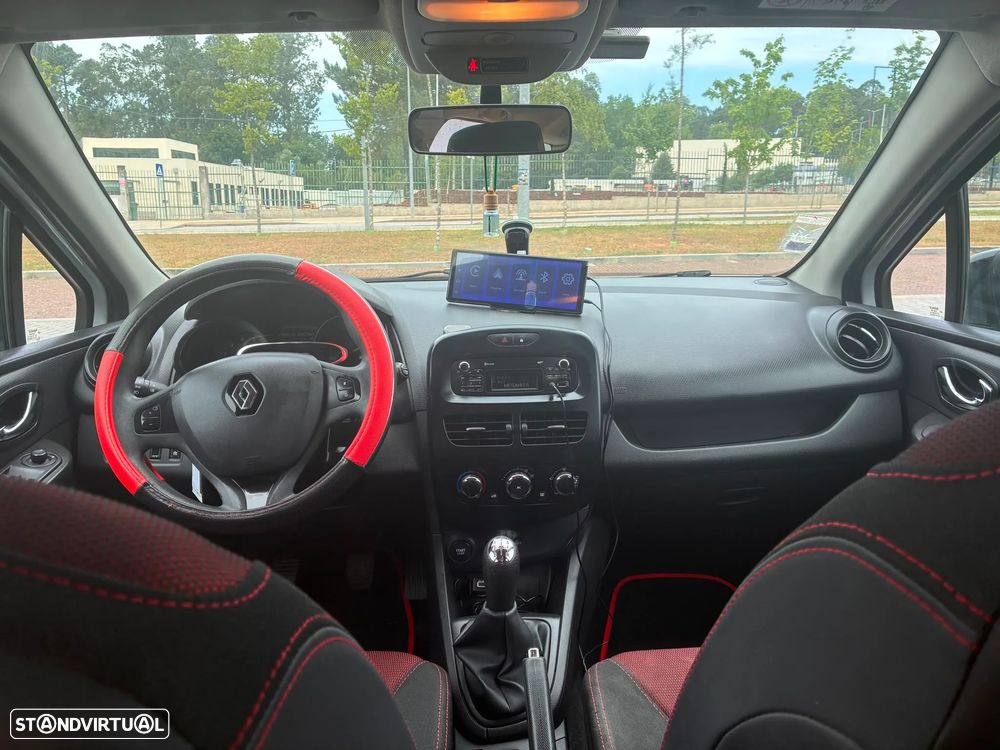 Renault Clio Sport Tourer 1.5 dCi - 12