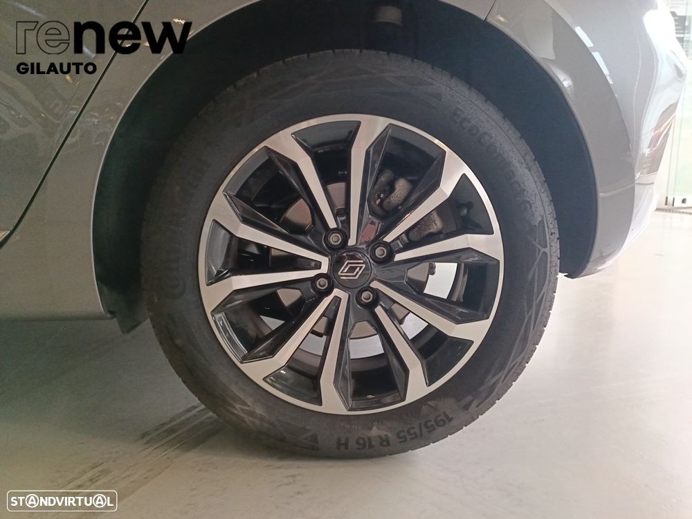 Renault Clio 1.0 TCe Techno Bi-Fuel - 8