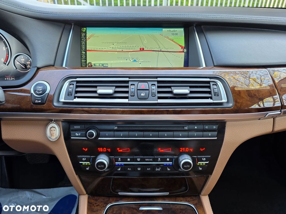BMW Seria 7 730d xDrive - 12