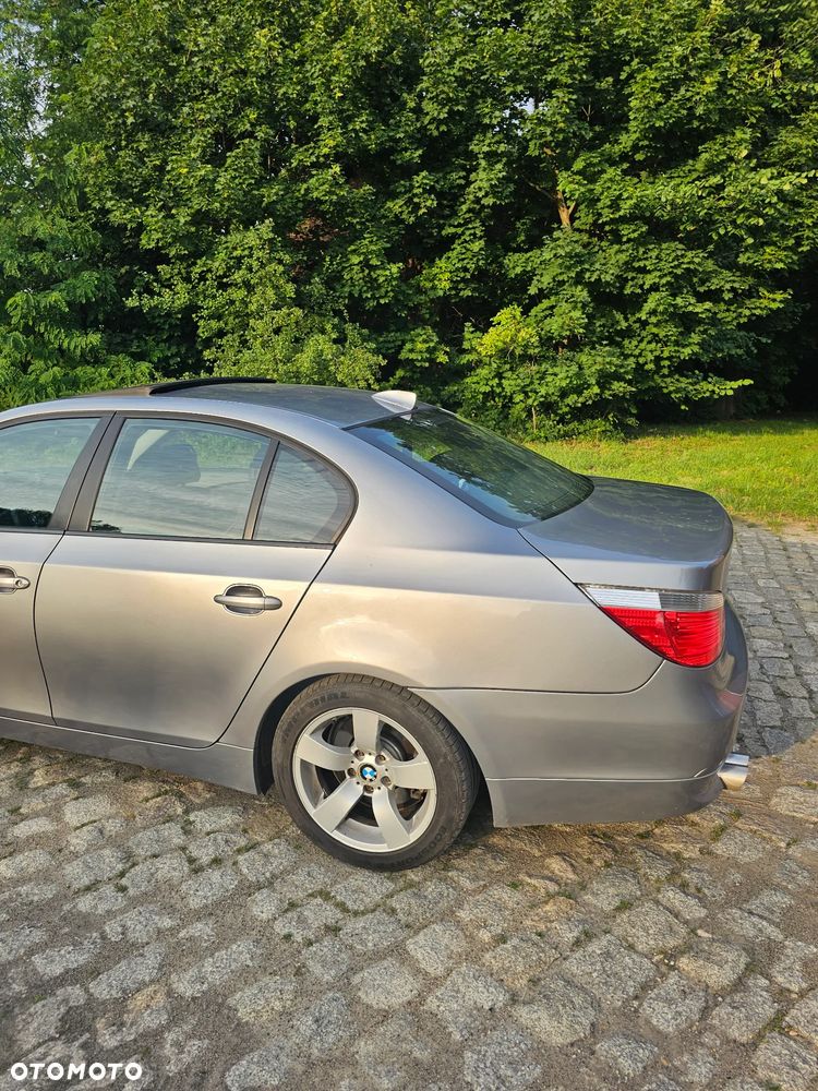 BMW Seria 5 525i - 8