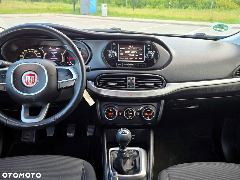 Fiat Tipo 1.6 MultiJet Lounge - 19