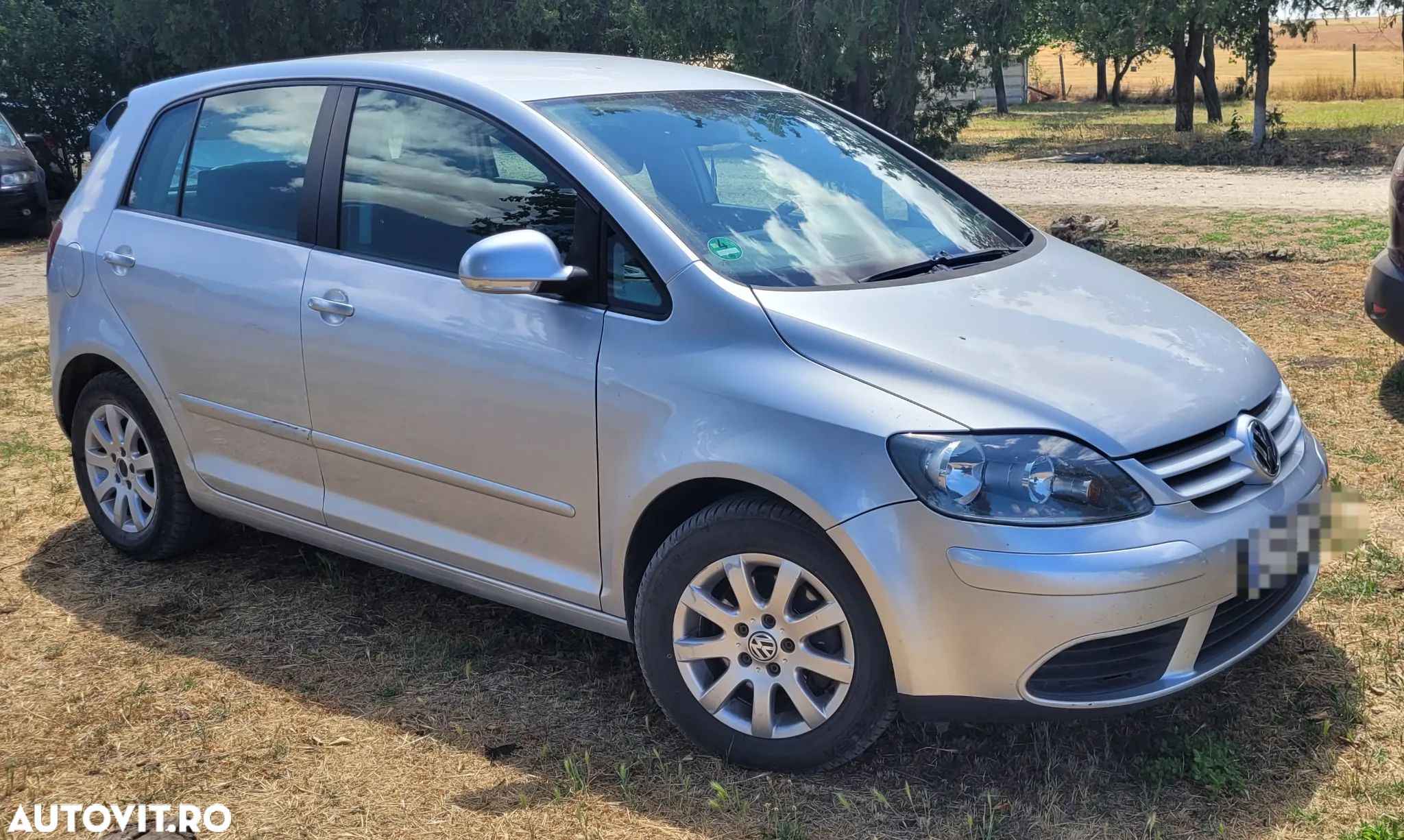 Volkswagen Golf 1.9 TDI DPF Individual - 1
