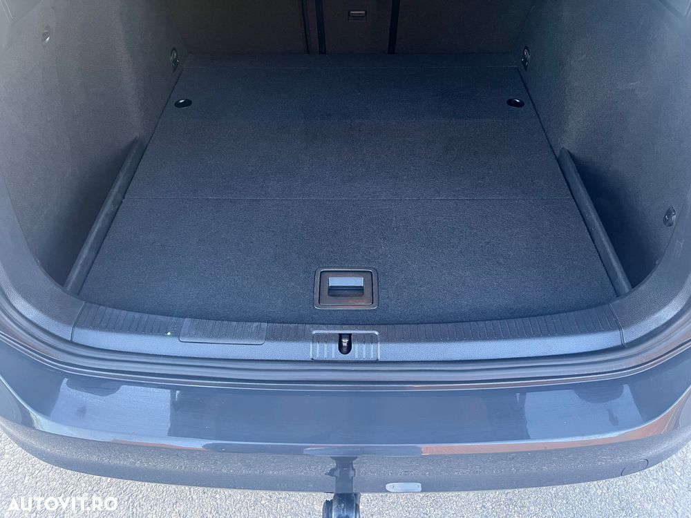 Volkswagen Golf 2.0 TDI DPF BMT DSG Highline - 22