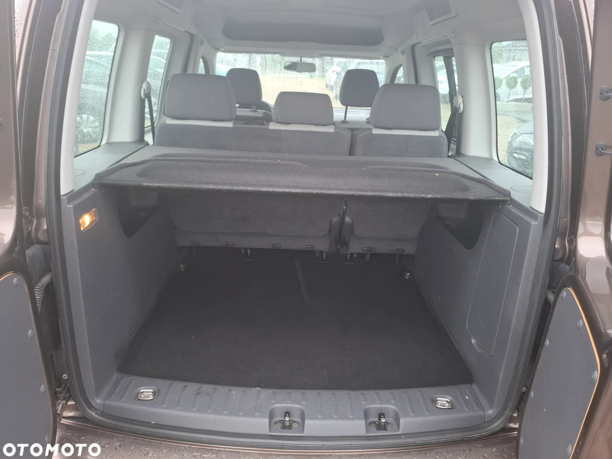Volkswagen Caddy 1.6 TDI Comfortline Edition - 10