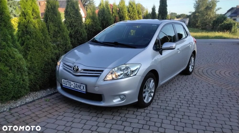 Toyota Auris 1.6 Life+ - 6