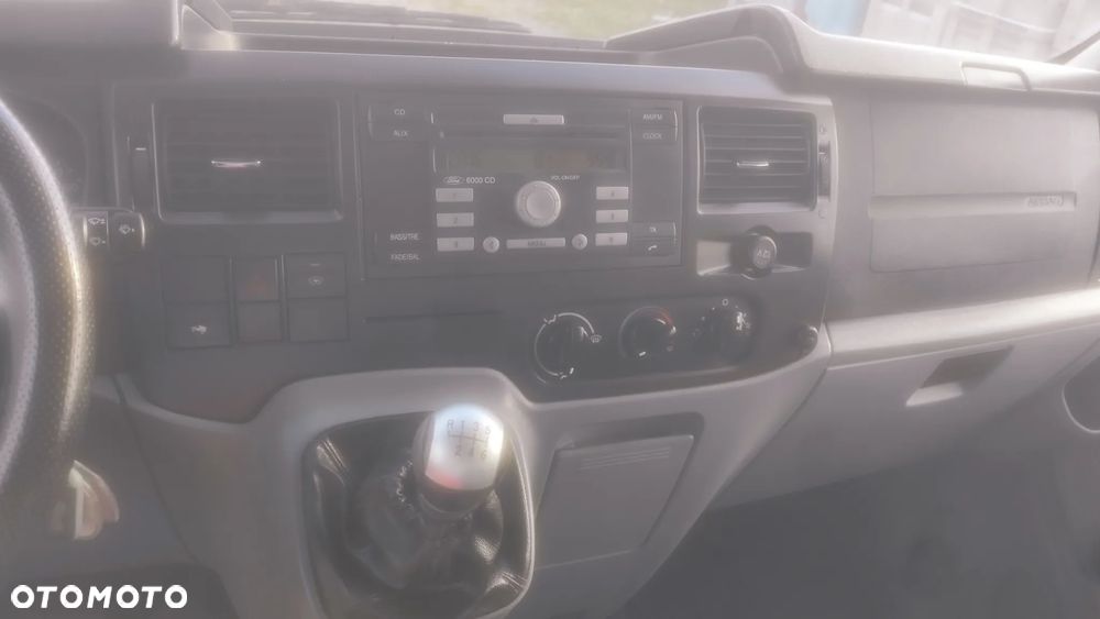 Ford TRANSIT NAPEND 4X4 WYCIĄGARKA POLSKI SALON 1 WŁASCICIEL BEZWYPADKOWY MAŁY PRZEBIEG - 11