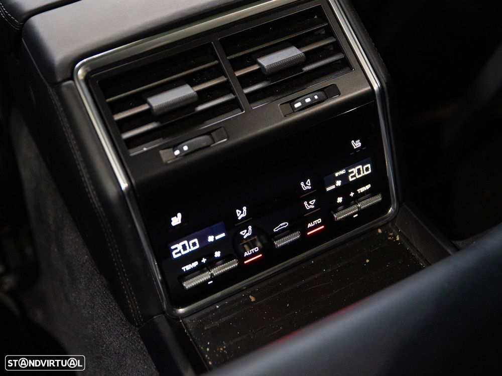 Porsche Panamera Sport Turismo Turbo S E-Hybrid - 18