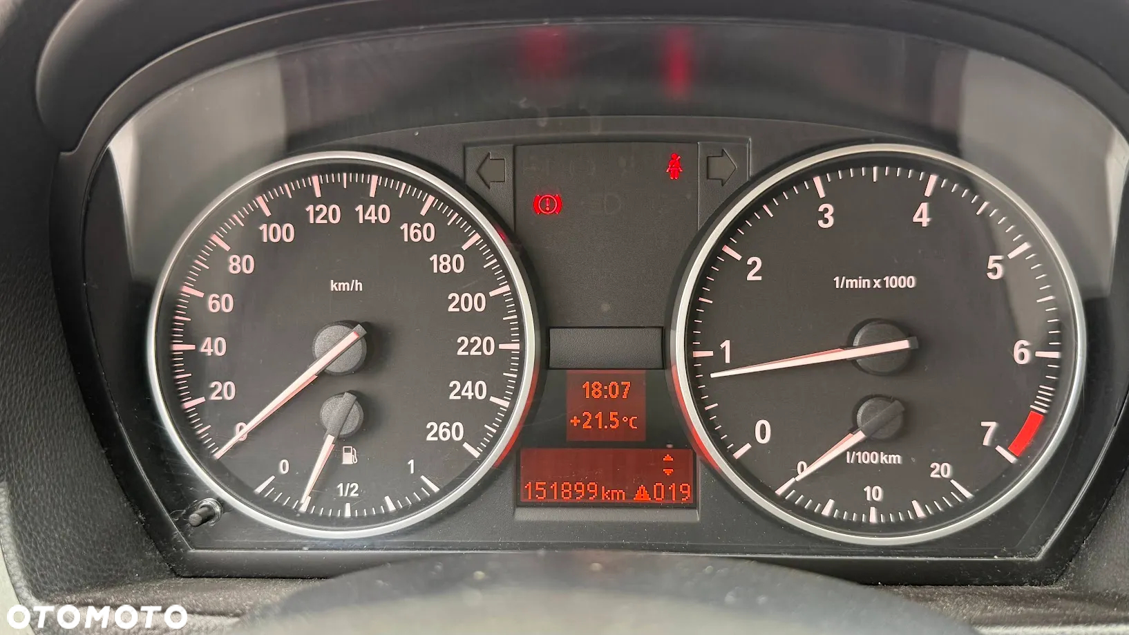 BMW Seria 3 318i Edition Sport - 7