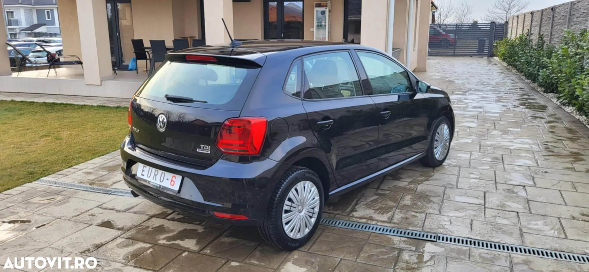 Volkswagen Polo - 8