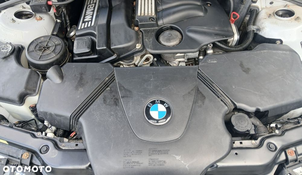 BMW Seria 3 318i - 10