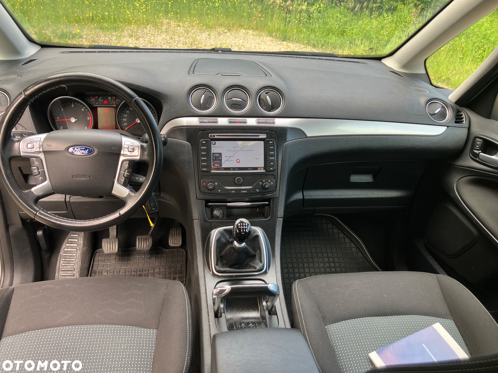 Ford Galaxy - 10