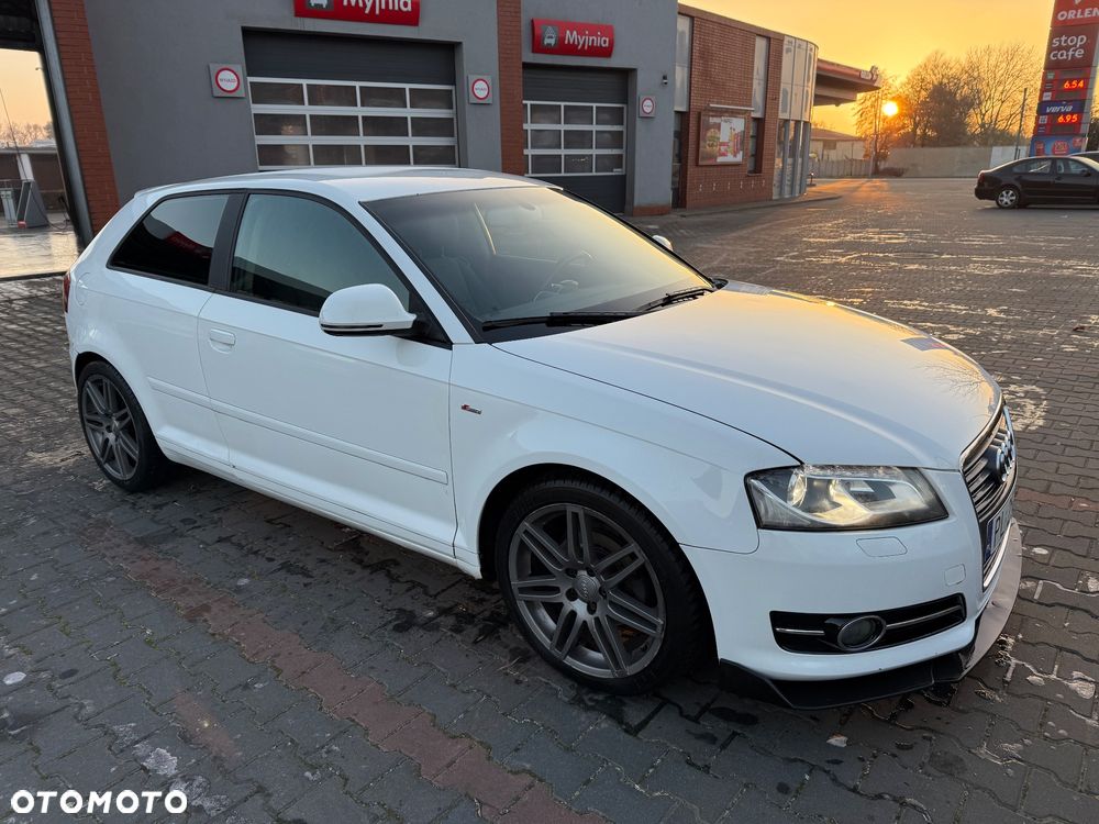 Audi A3 3-drzwiowe 1.6 TDI DPF S line Sportpaket - 1
