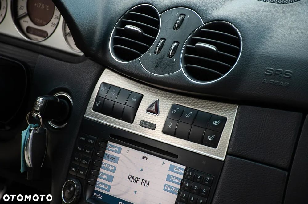 Mercedes-Benz CLK Coupe 350 7G-TRONIC Avantgarde - 22