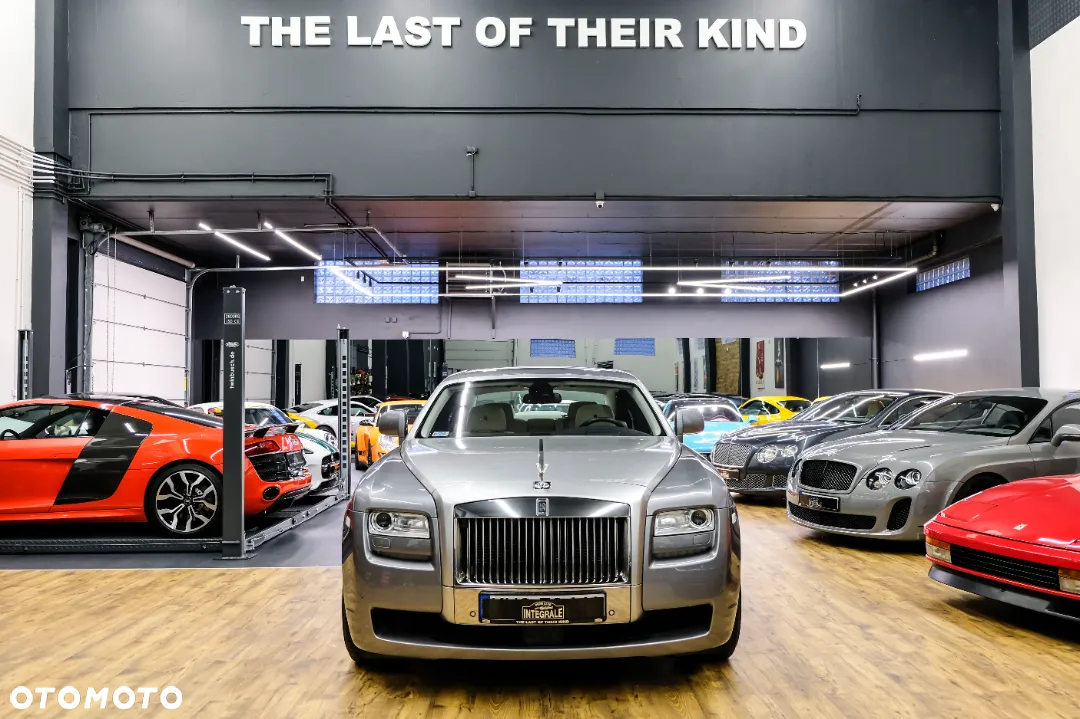 Rolls-Royce Ghost - 2