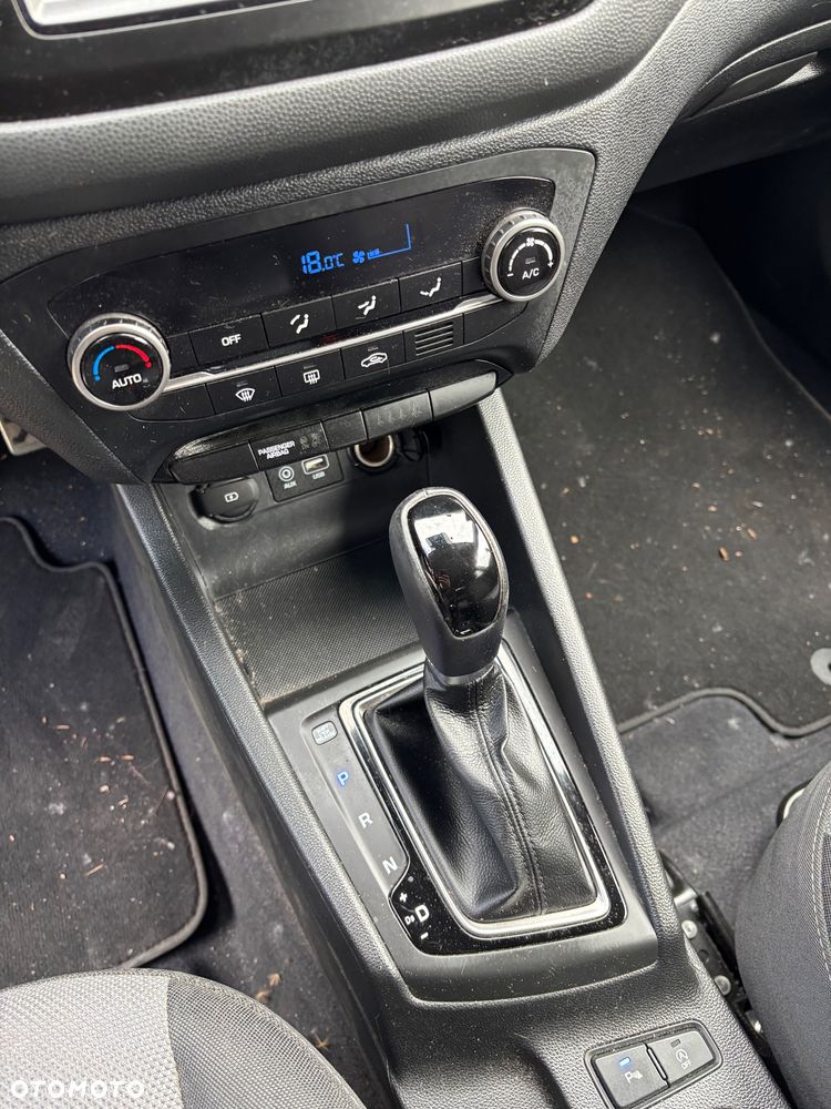 Hyundai i20 - 18