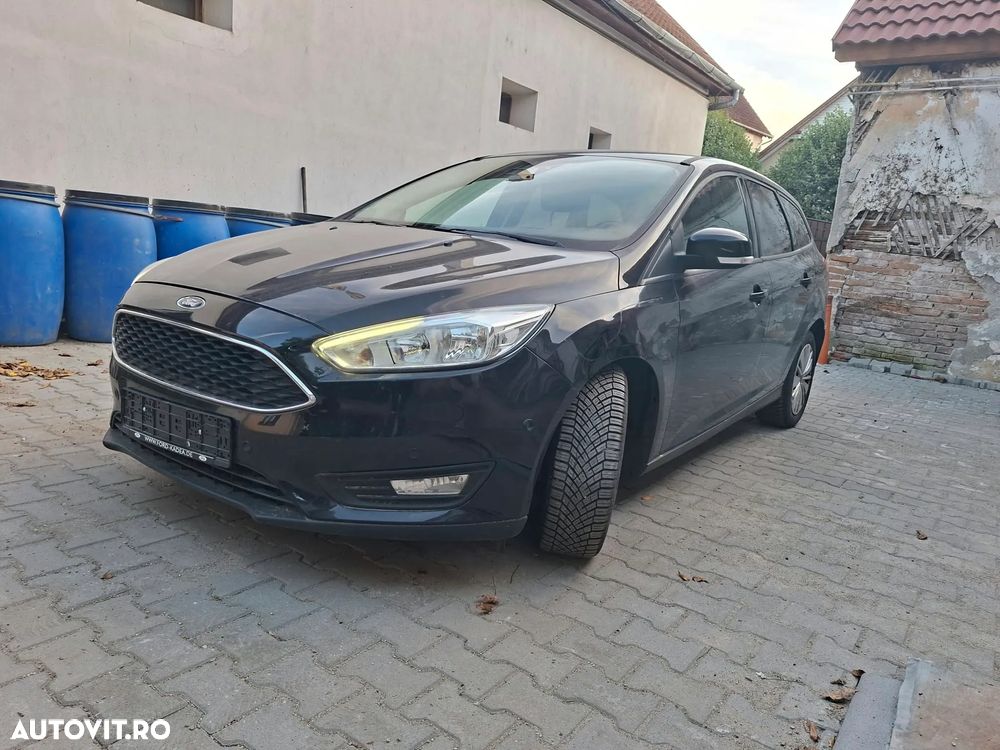 Ford Focus - 1