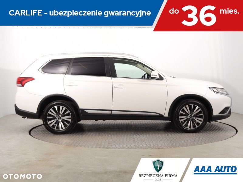 Mitsubishi Outlander - 7