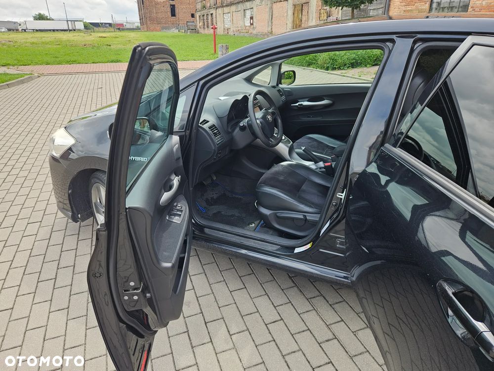 Toyota Auris - 13