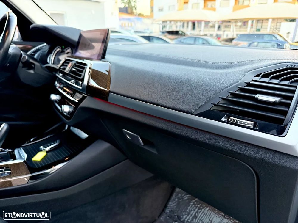 BMW X3 20 d xDrive - 30