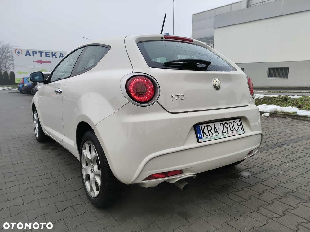 Alfa Romeo Mito 1.4 16V - 11