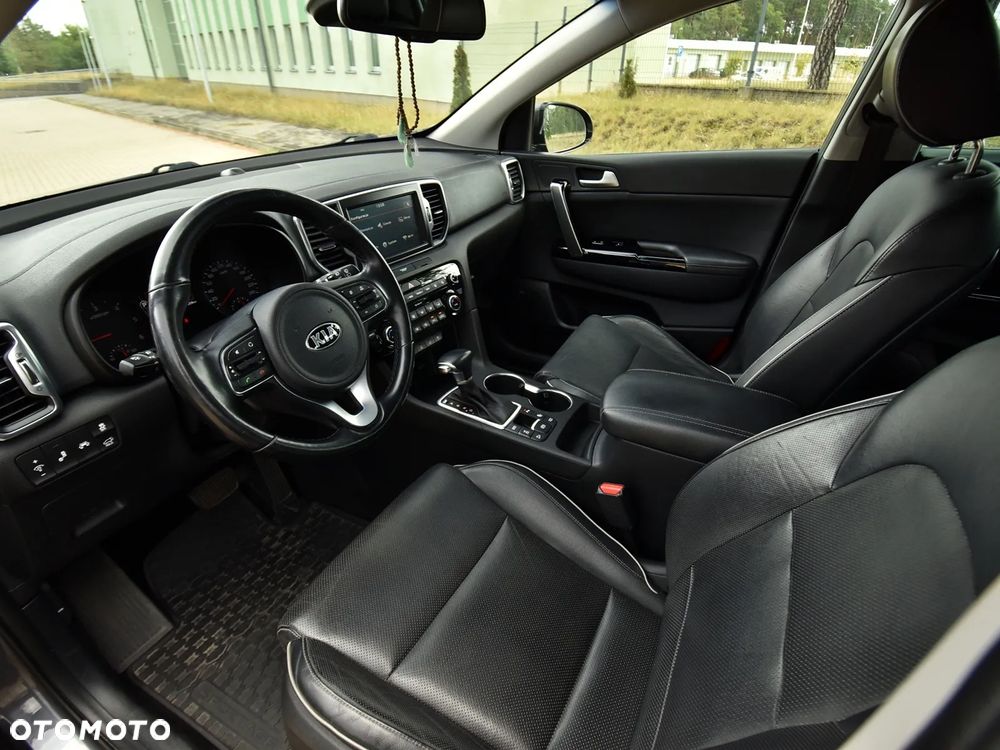 Kia Sportage 2,0 CRDI AWD Platinum - 17