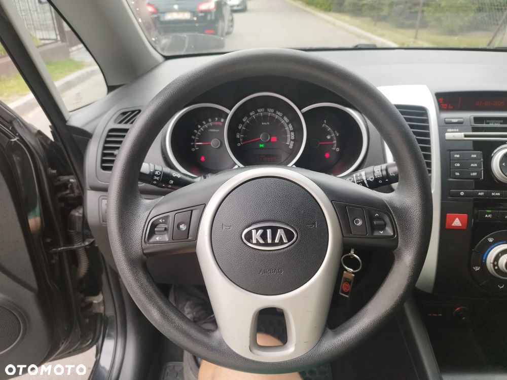 Kia Venga 1.4 M - 13