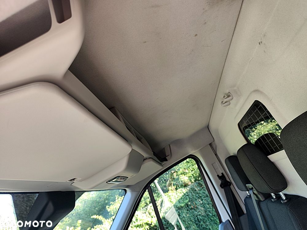 Ford Transit - 13