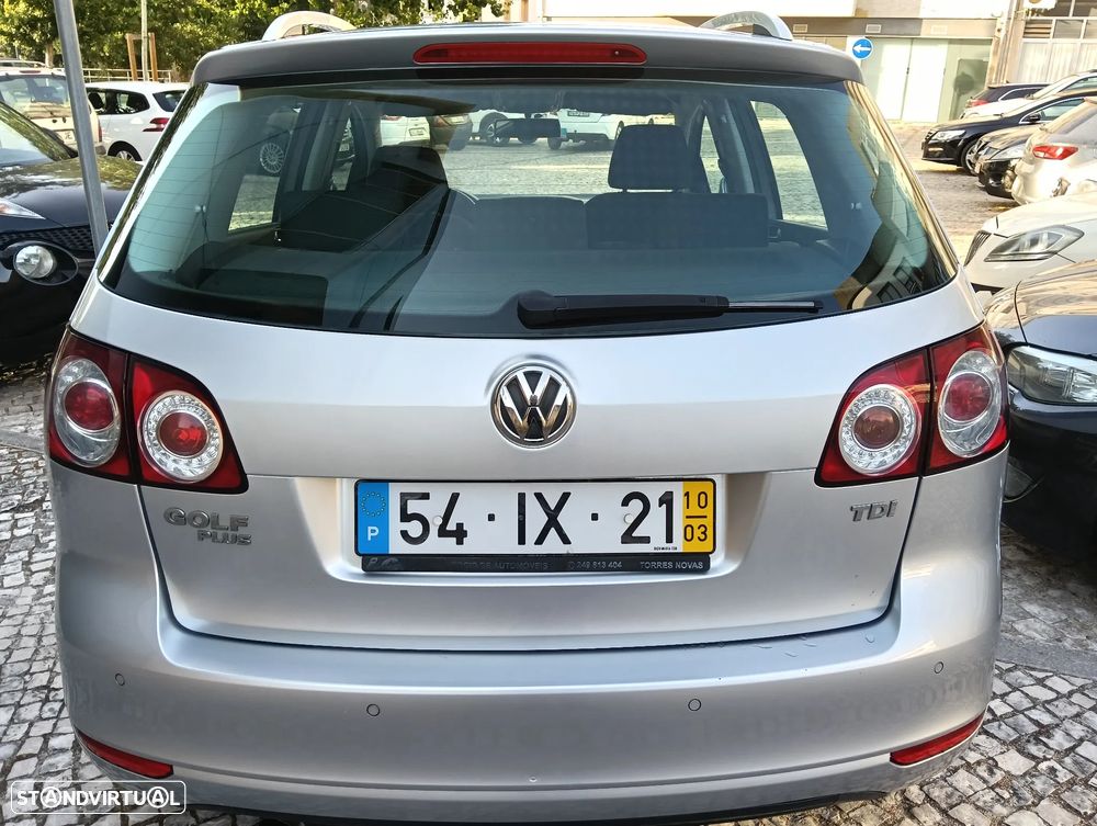 VW Golf Plus 1.6 TDi Highline - 15