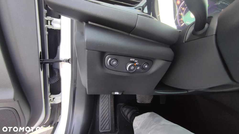 Opel Insignia 2.0 CDTI Ultimate S&S - 17