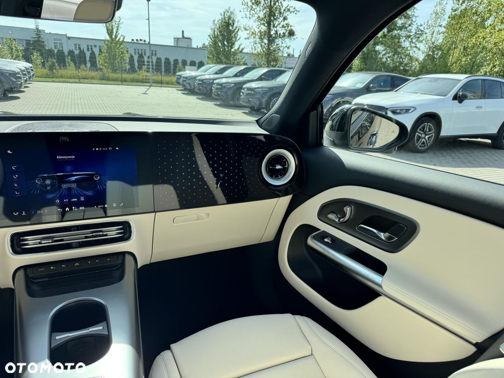 Mercedes-Benz GLB 200 mHEV 8G-eDCT - 16