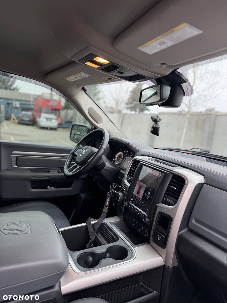 Dodge RAM - 15