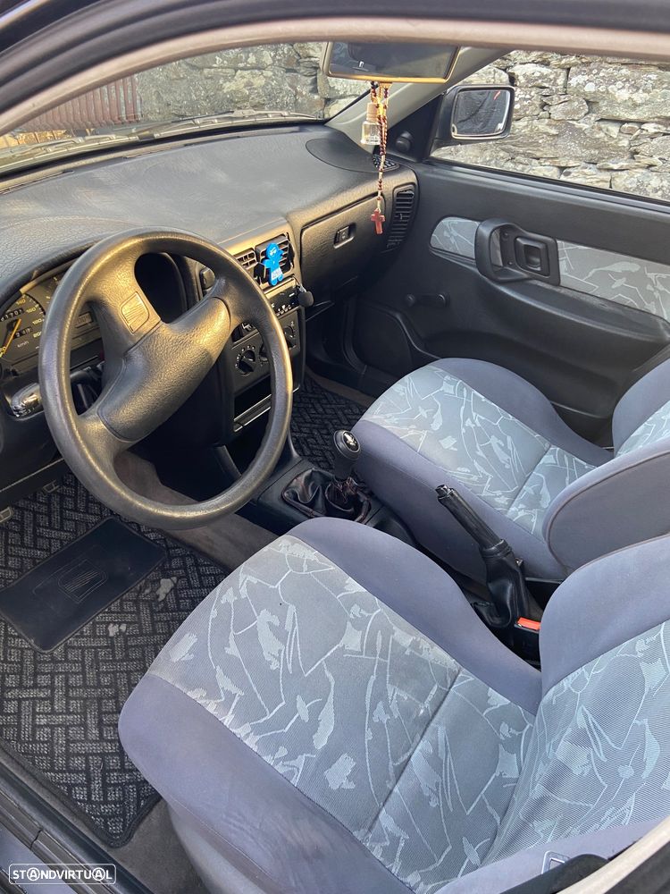 SEAT Ibiza 1.8i GLX - 6