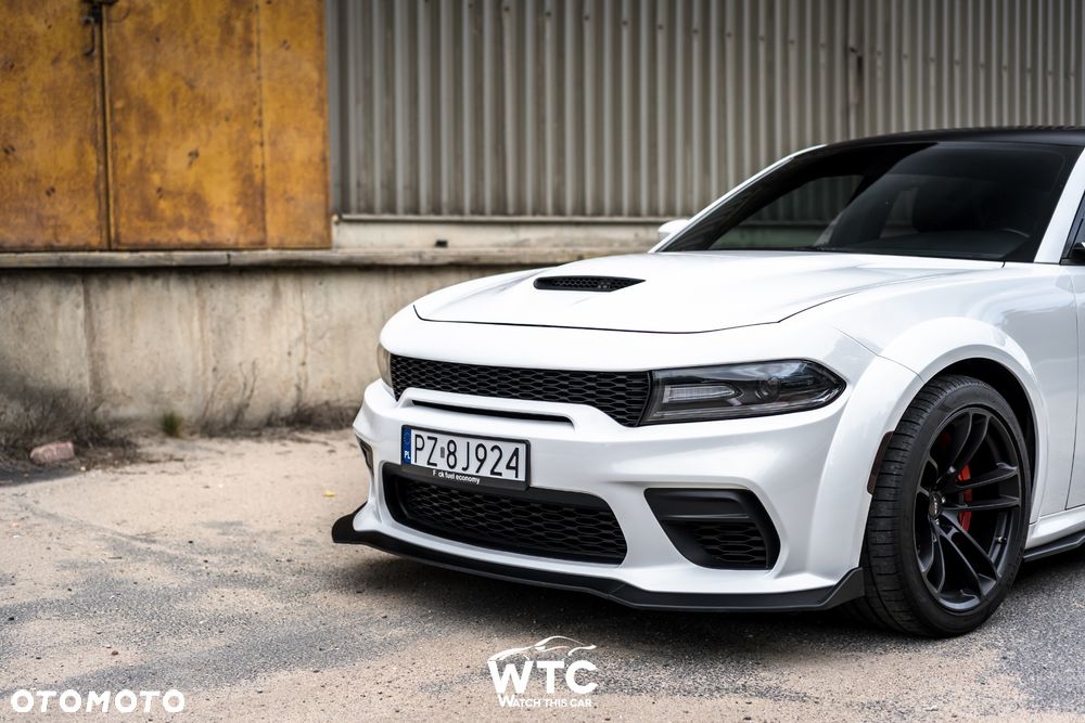 Dodge Charger 6.4 Scat Pack Widebody - 23