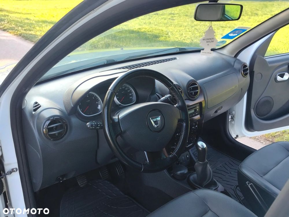 Dacia Duster 1.6 16V 4x2 Prestige - 13