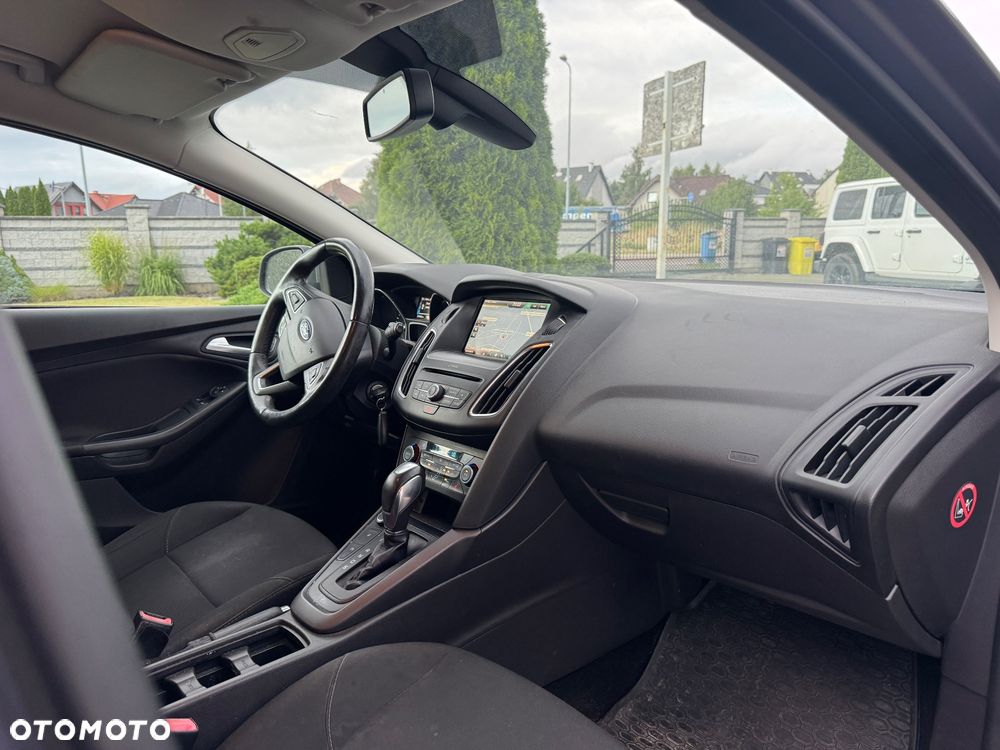Ford Focus 1.5 TDCi Titanium PowerShift - 8