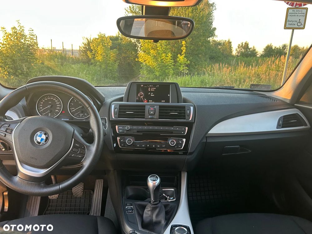 BMW Seria 1 116i - 8