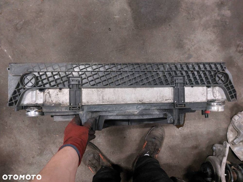 CHŁODNICE KOMPLET + WENTYLATOR BMW E61 520D 2.0 D 77260104 7805603 - 6