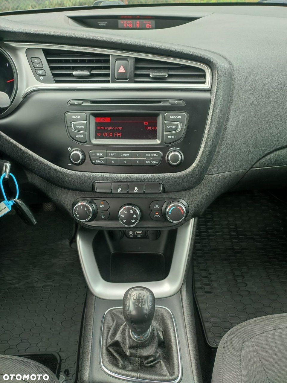 Kia Ceed - 11