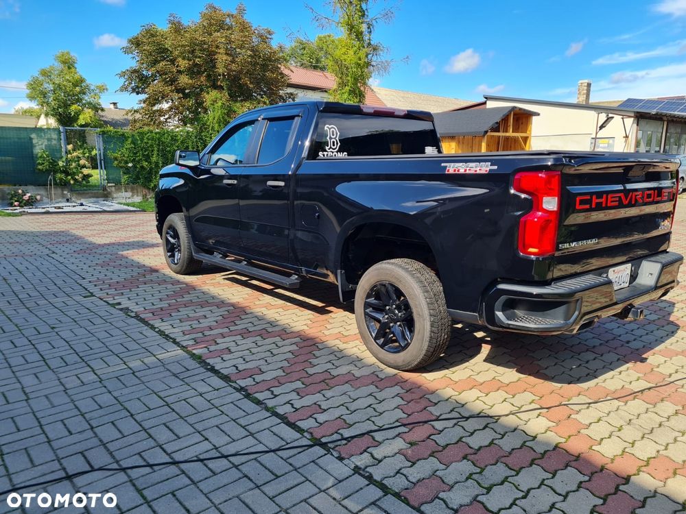 Chevrolet Silverado - 7