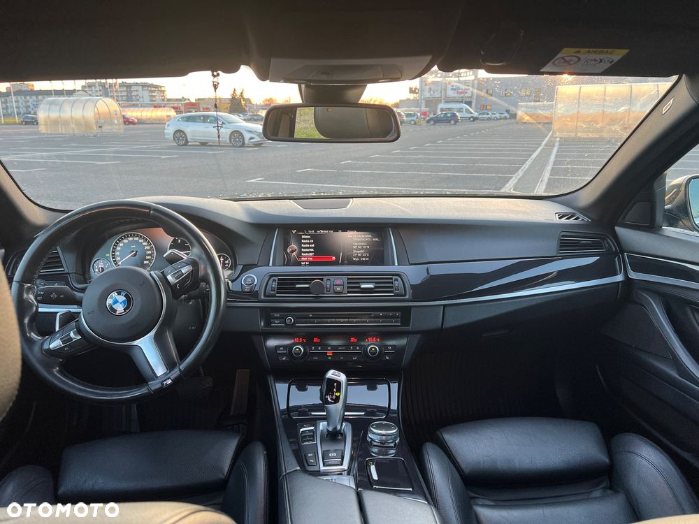 BMW Seria 5 520d xDrive - 6