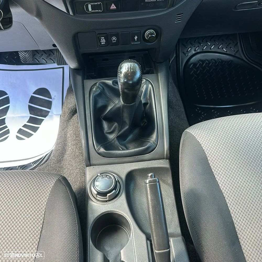 Mitsubishi L200 2.3 DI-D 4X4 - 24