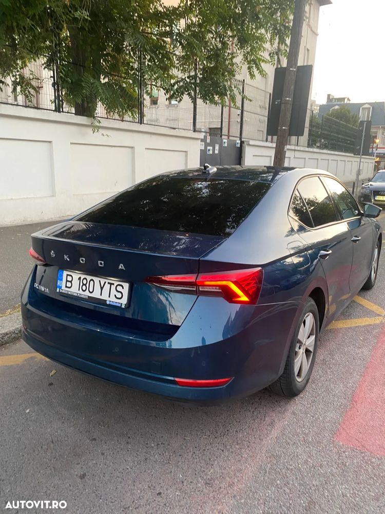 Skoda Octavia 2.0 TDI Ambition - 6