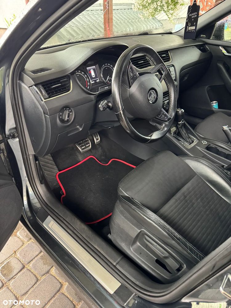 Skoda Octavia 2.0 TDI RS DSG - 14