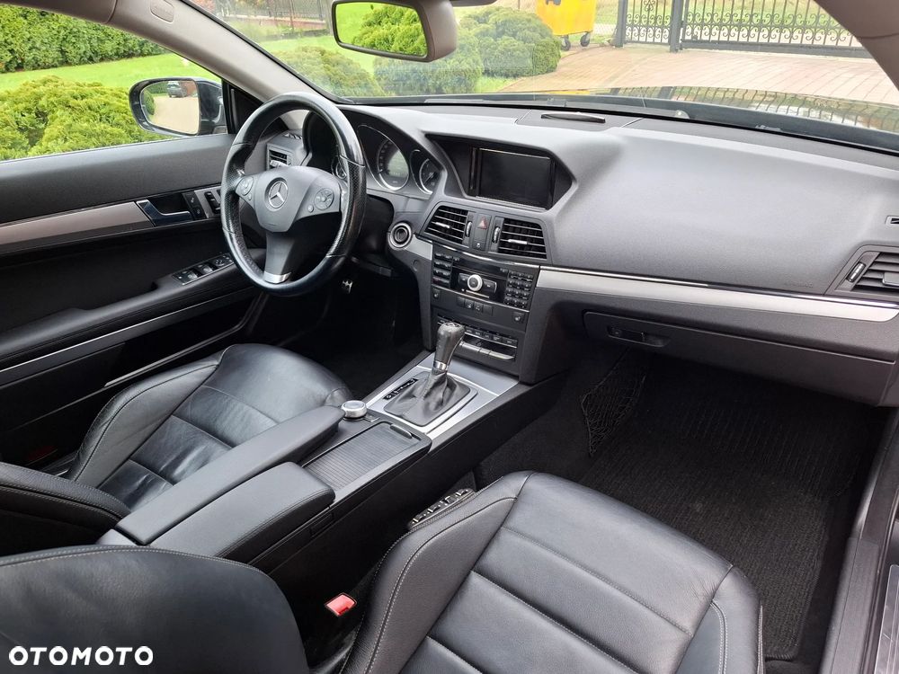 Mercedes-Benz Klasa E - 17
