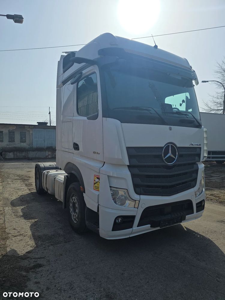 Mercedes-Benz 1845 - 3