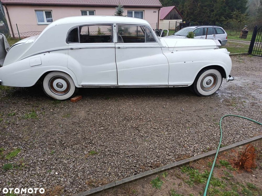 Rolls-Royce Wraith - 6