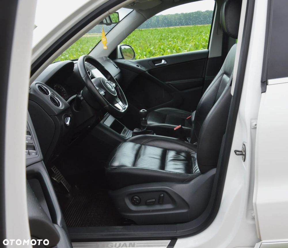 Volkswagen Tiguan - 14