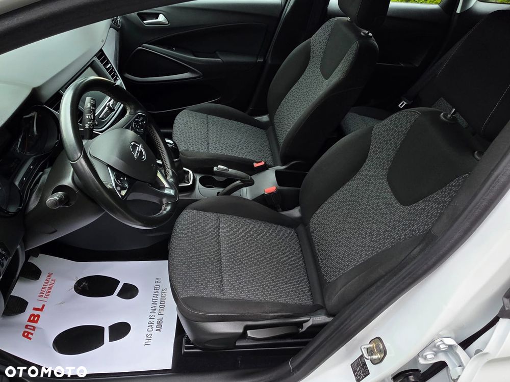 Opel Crossland X - 13